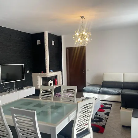 Rentvlora Lägenhet Vlorë